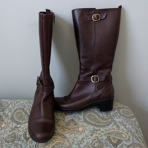 Cute Brown Clarks knee riding knee boots
